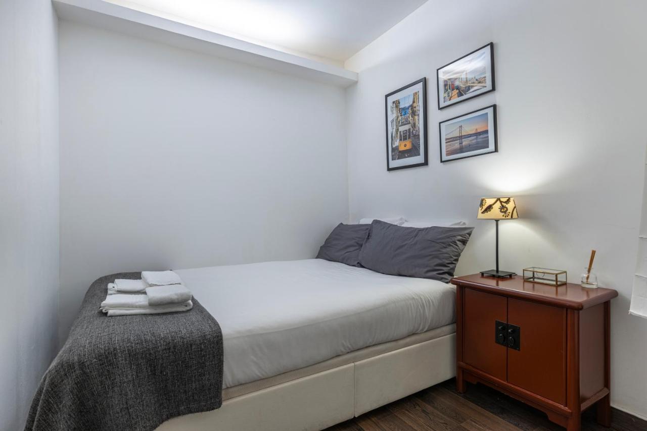 Alfama'S Heart Apartment By Lovelystay Lisboa Extérieur photo